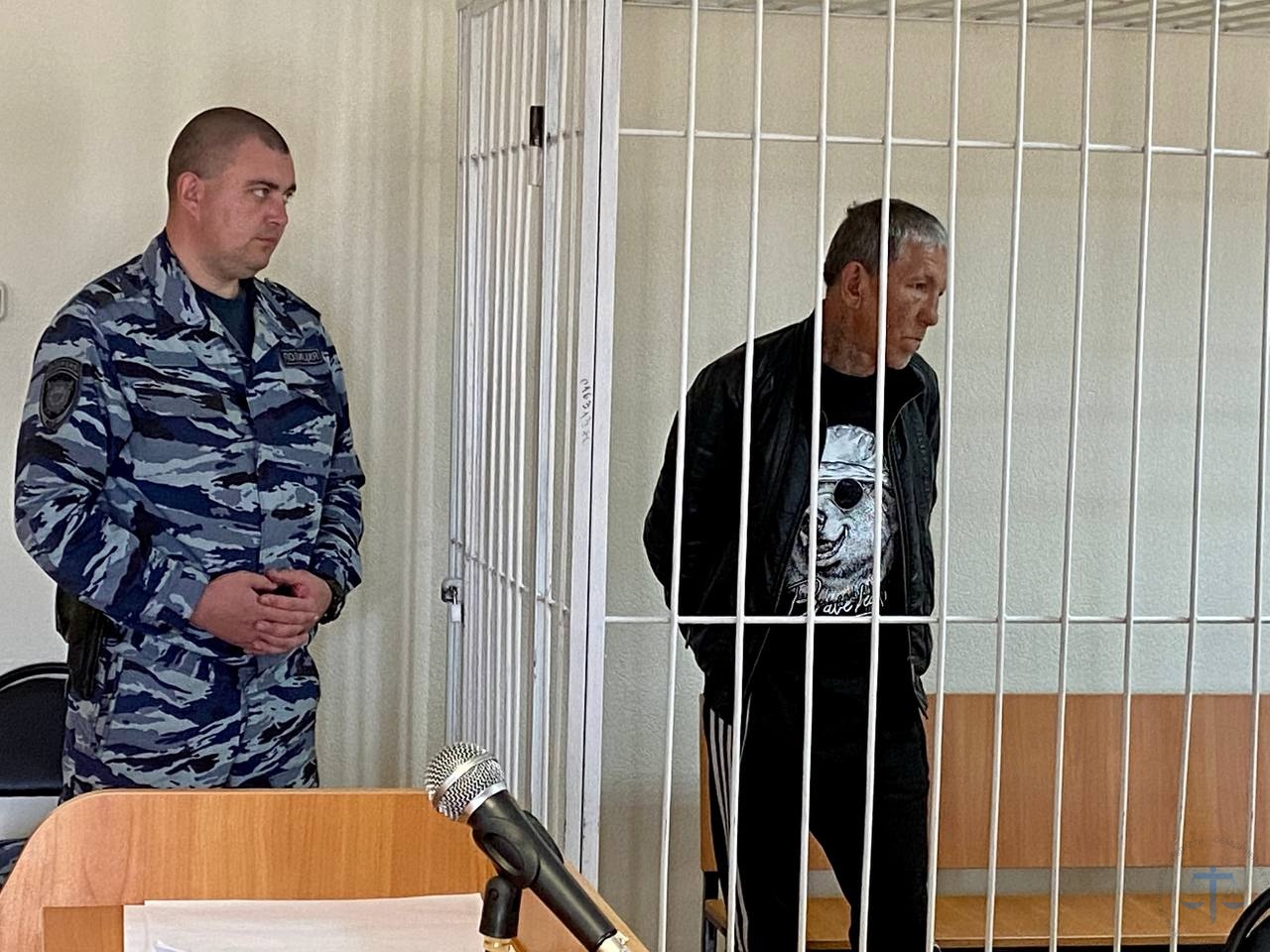 Сегодня в Исетском районном суде по ходатайству следователя Ялуторовского МСО СУ СК РФ по Тюменской области взят под стражу 48-летний Юрий Девкин.